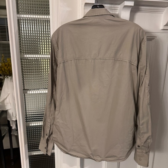 Armani Exchange Snap Down Shirt Sz S Taupe Roll Tab Sleeve Zip Close Pocket - Picture 5 of 13